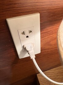 こちらがコンセント