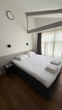 Cama