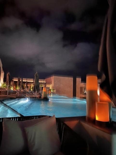 Roof top pool - INSPIRA folks can go up whenever. Everyone else can go up after 6pm