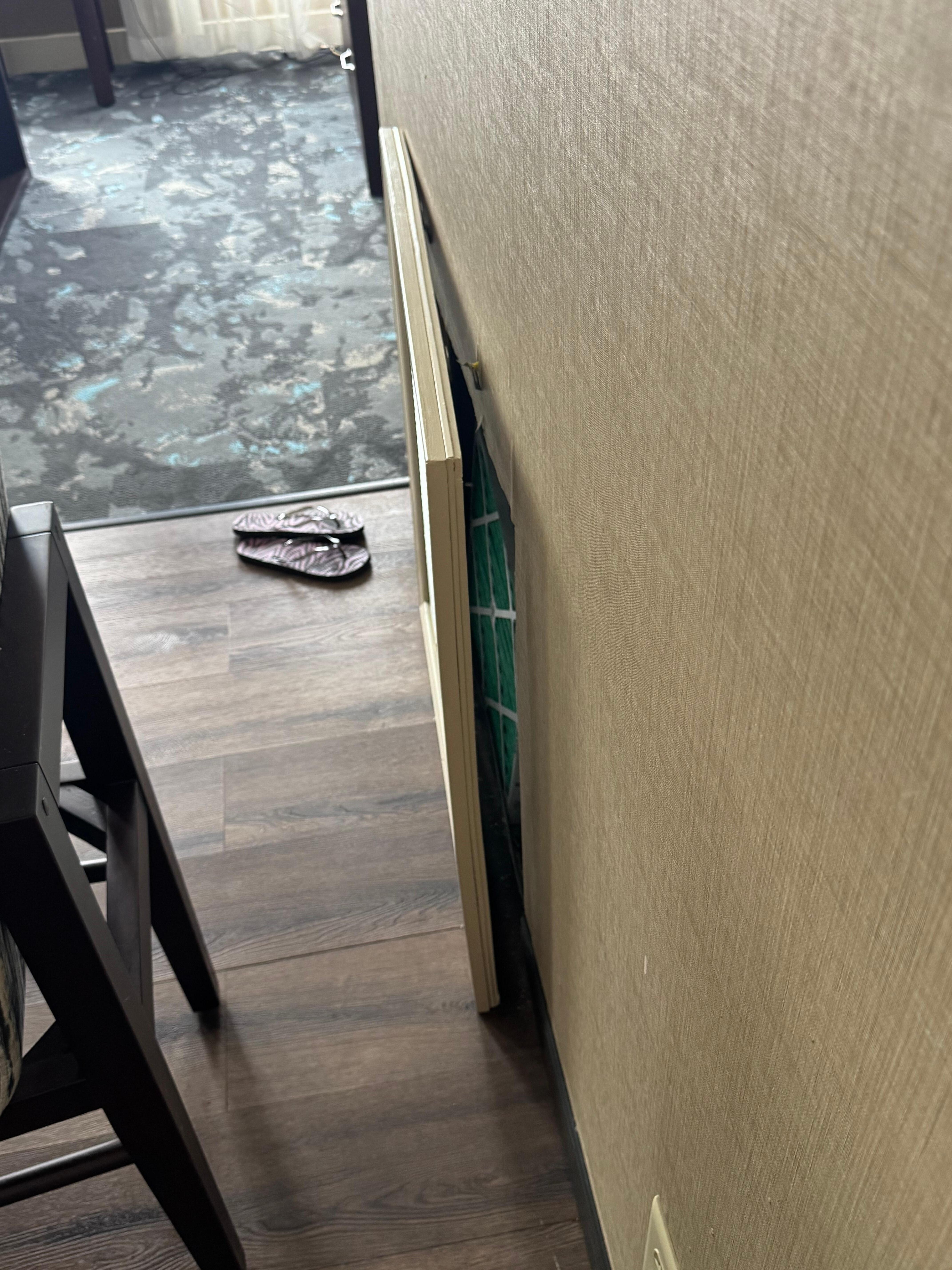 Air conditioning vent coming off wall