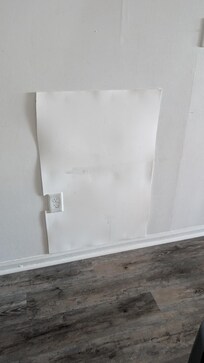 I don't know how this is acceptable, maybe the roach came from here?