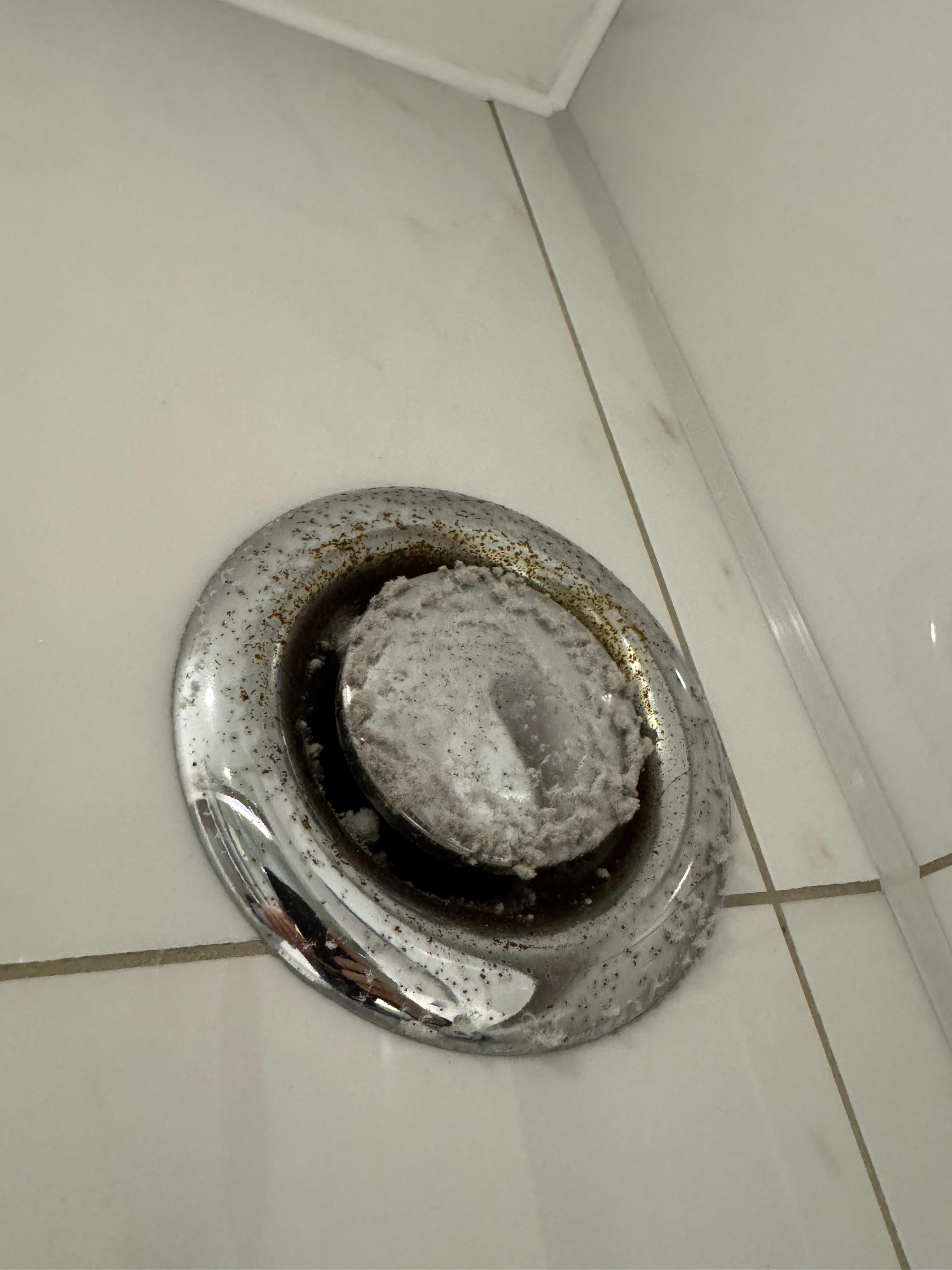 Ventilation system looks like never been cleaned 