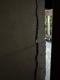 Crack is wall