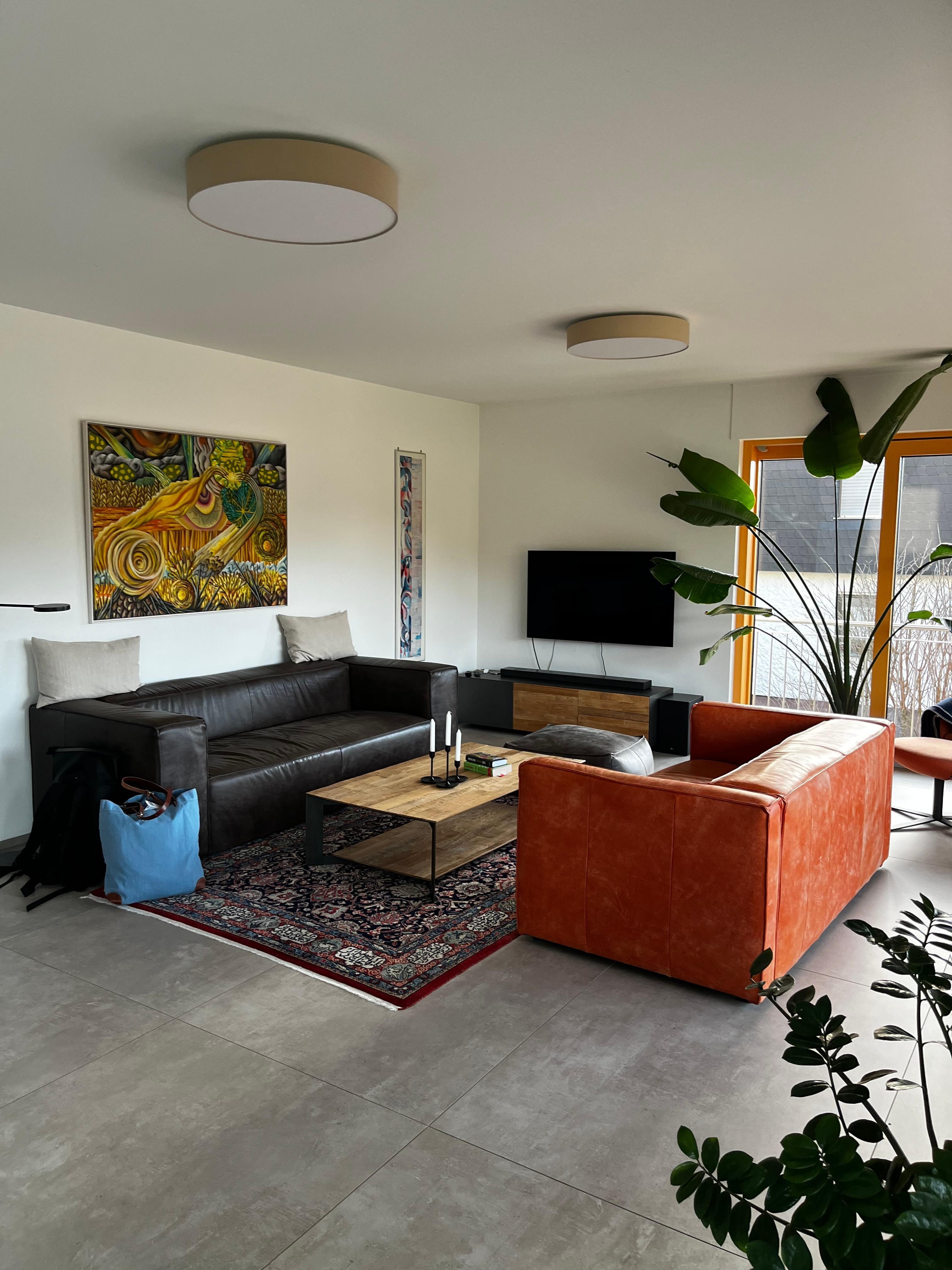 Blick ins Wohnzimmer vom Esszimmer aus 