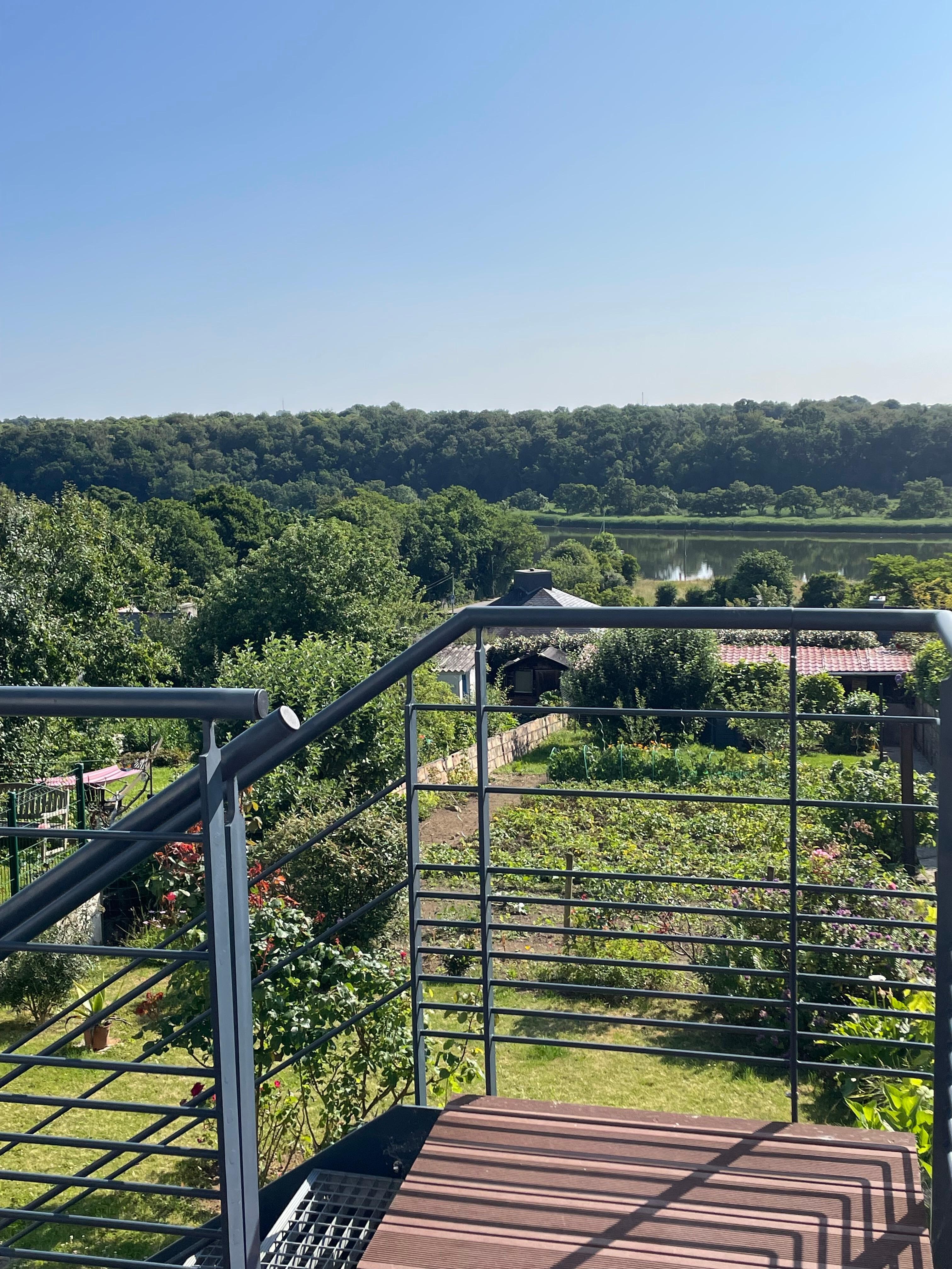 Blick von der Terrasse auf den Odet 
