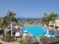 Junior suite with jacuzzi and see view red level - pic from our balcony