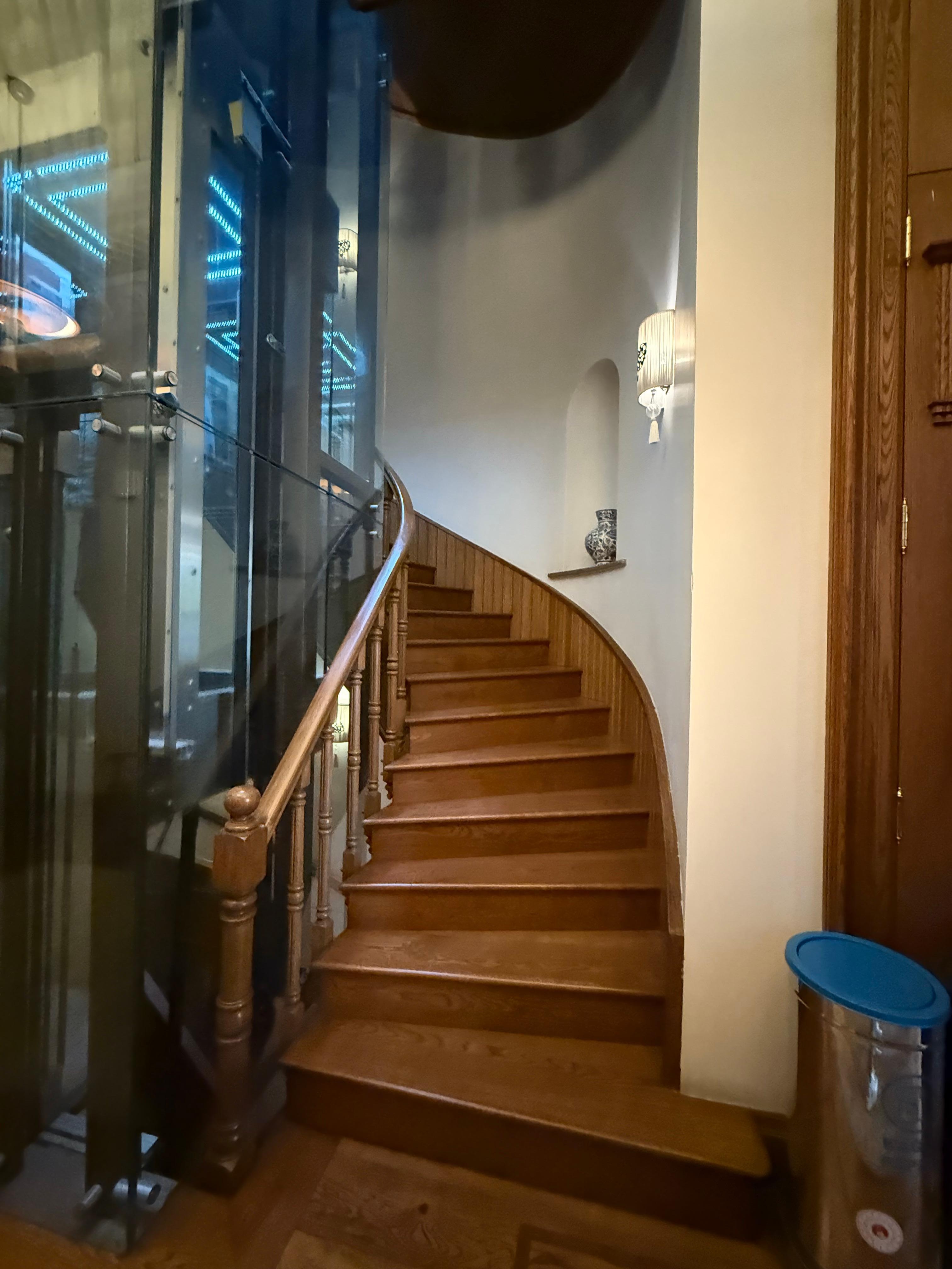 Elements of the century-old renovated mansion: this beautiful staircase