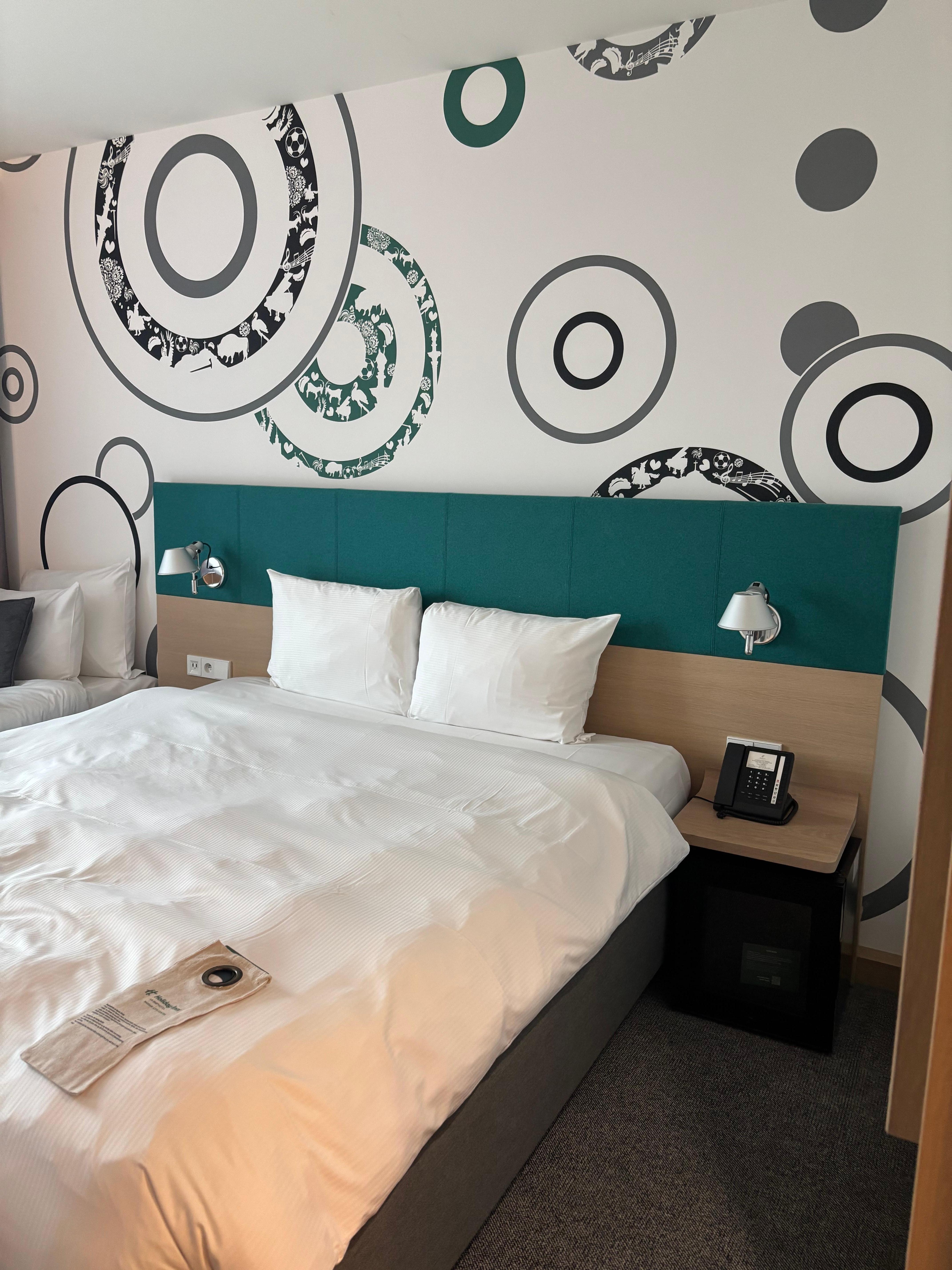 Comfortable room - great location 