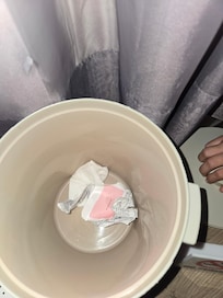 Trash left from previous people. Maintenance didnt clean!