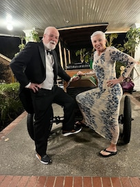 Ready for a party, outside Apple Farm Inn