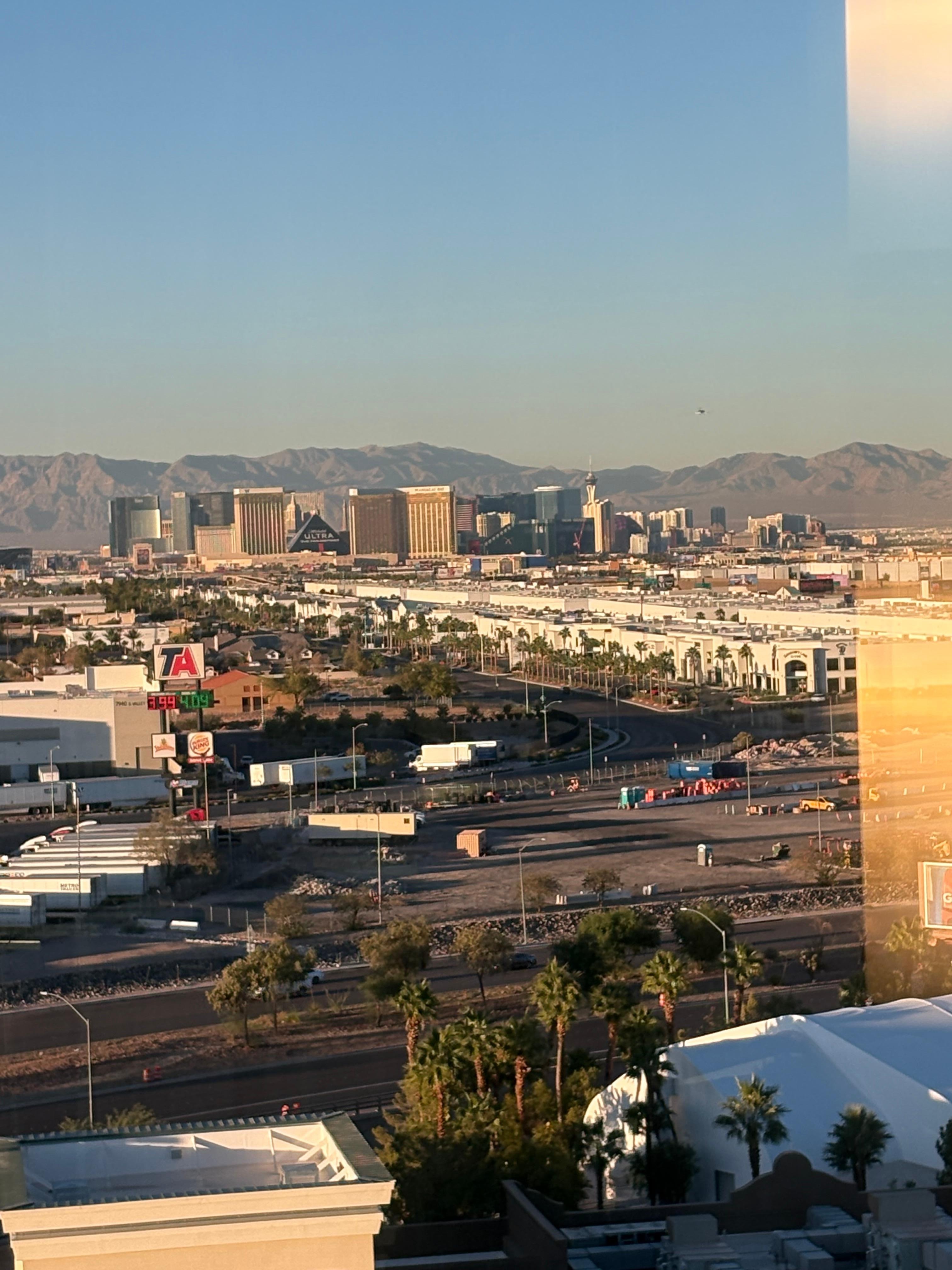 Room with a clear beautiful view. 