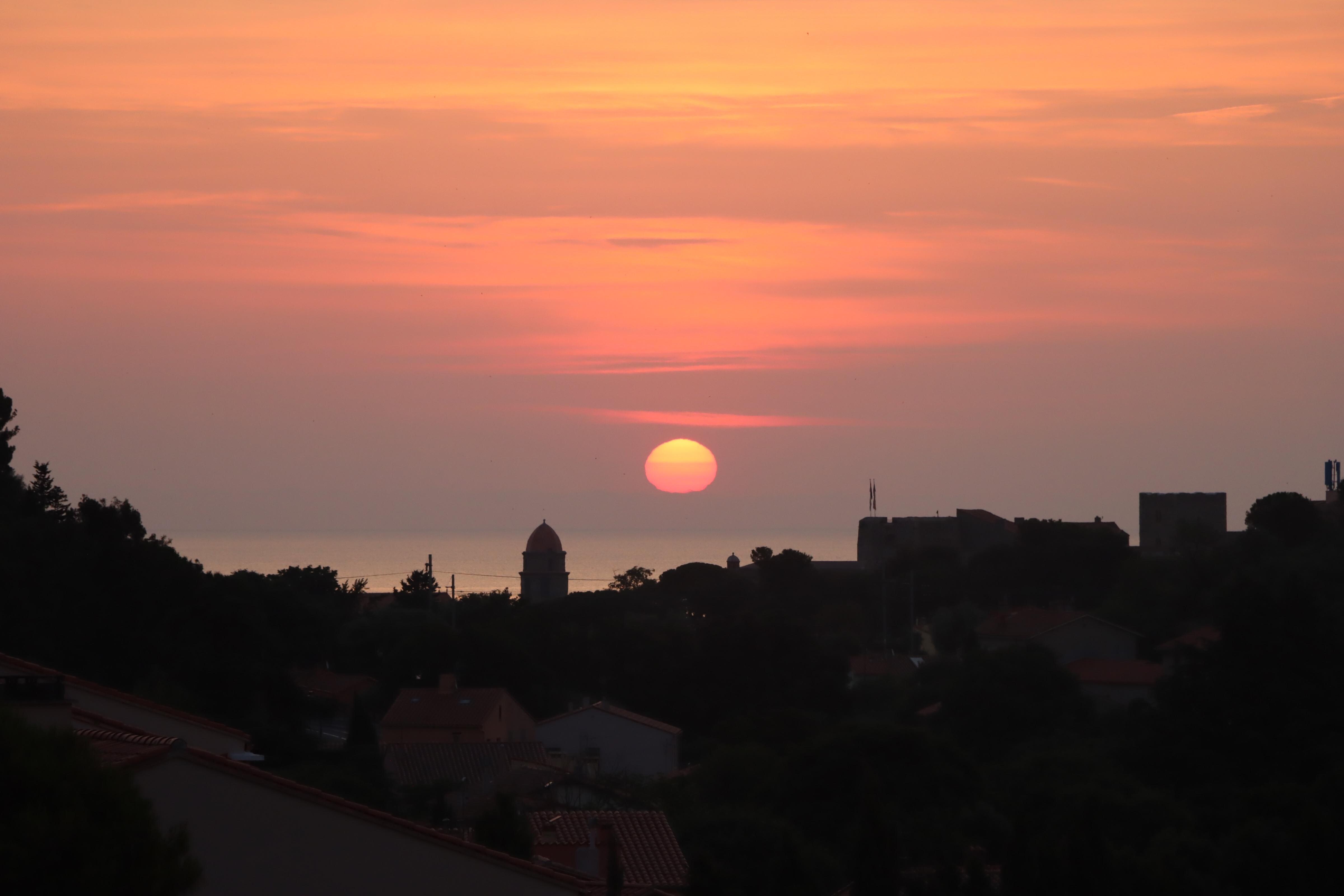 levé de soleil de notre appart !