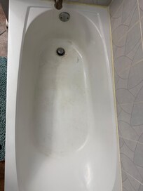 I believe the water quality makes the tub hard to clean?