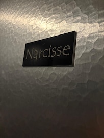 Doors with names and no numbers
