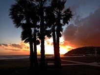 Coucher de soleil sur la plage de salobrena