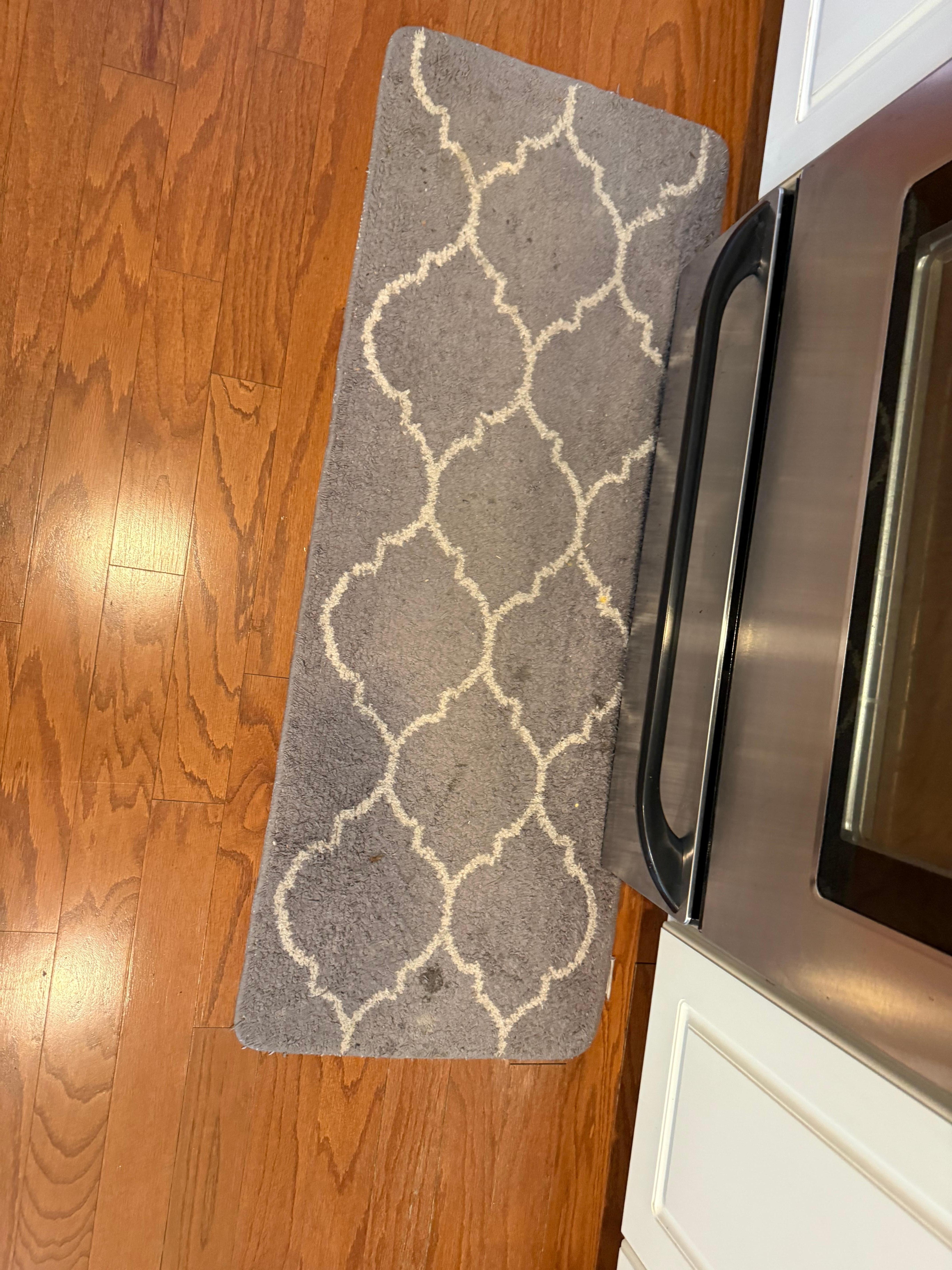 Kitchen rug