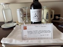 complimentary wine bottle with Expedia