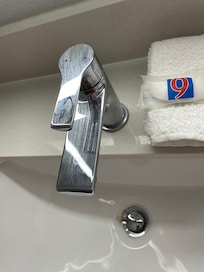 Shows wipe marks instead of shiny.