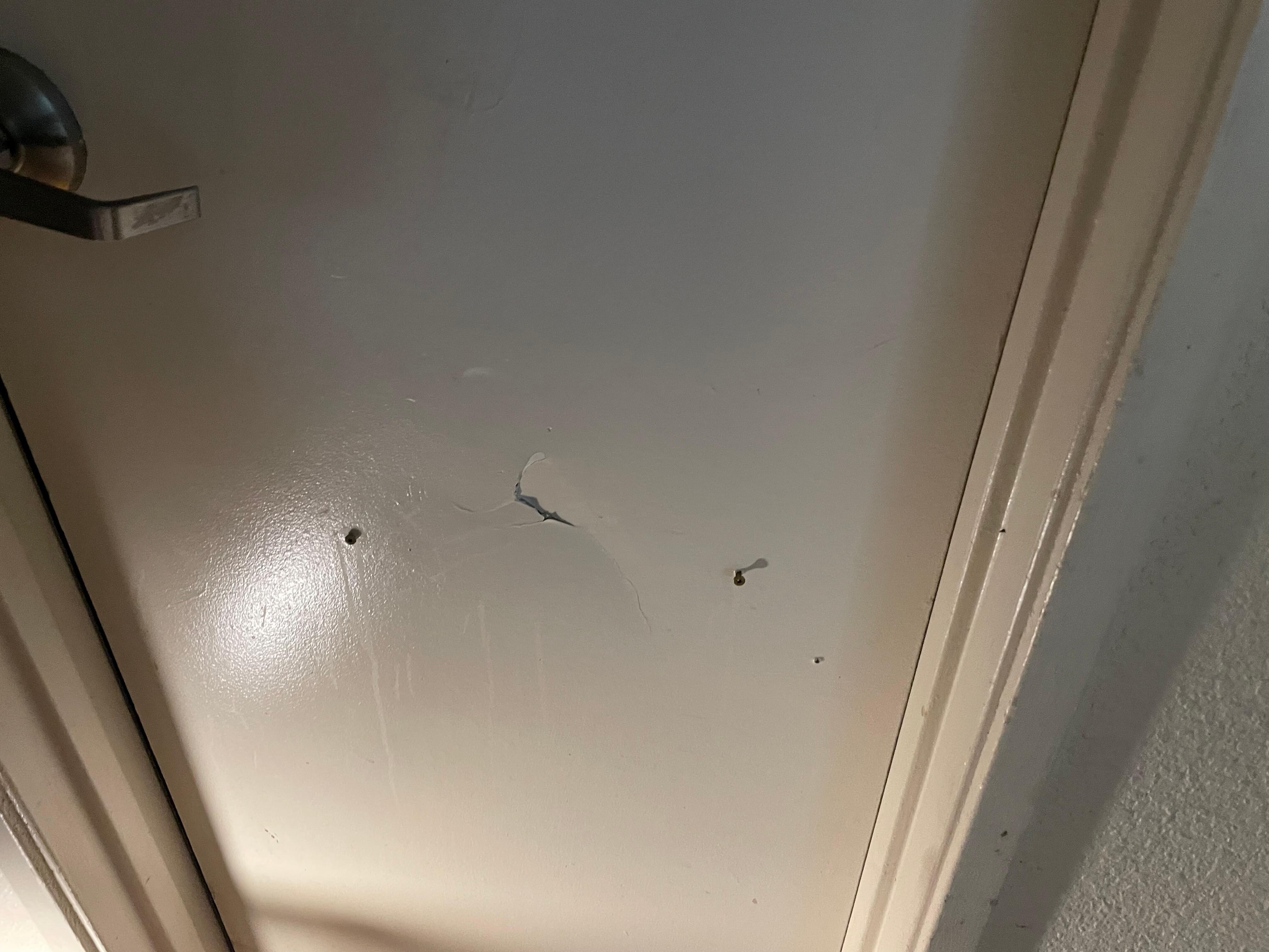 This was the condition of the room we rented. The whole room was like this. The floors were sticky and so was the kitchen table. We did our own cleaning since there is no housekeeping 