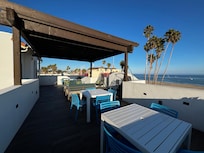 Nice Rooftop Patio