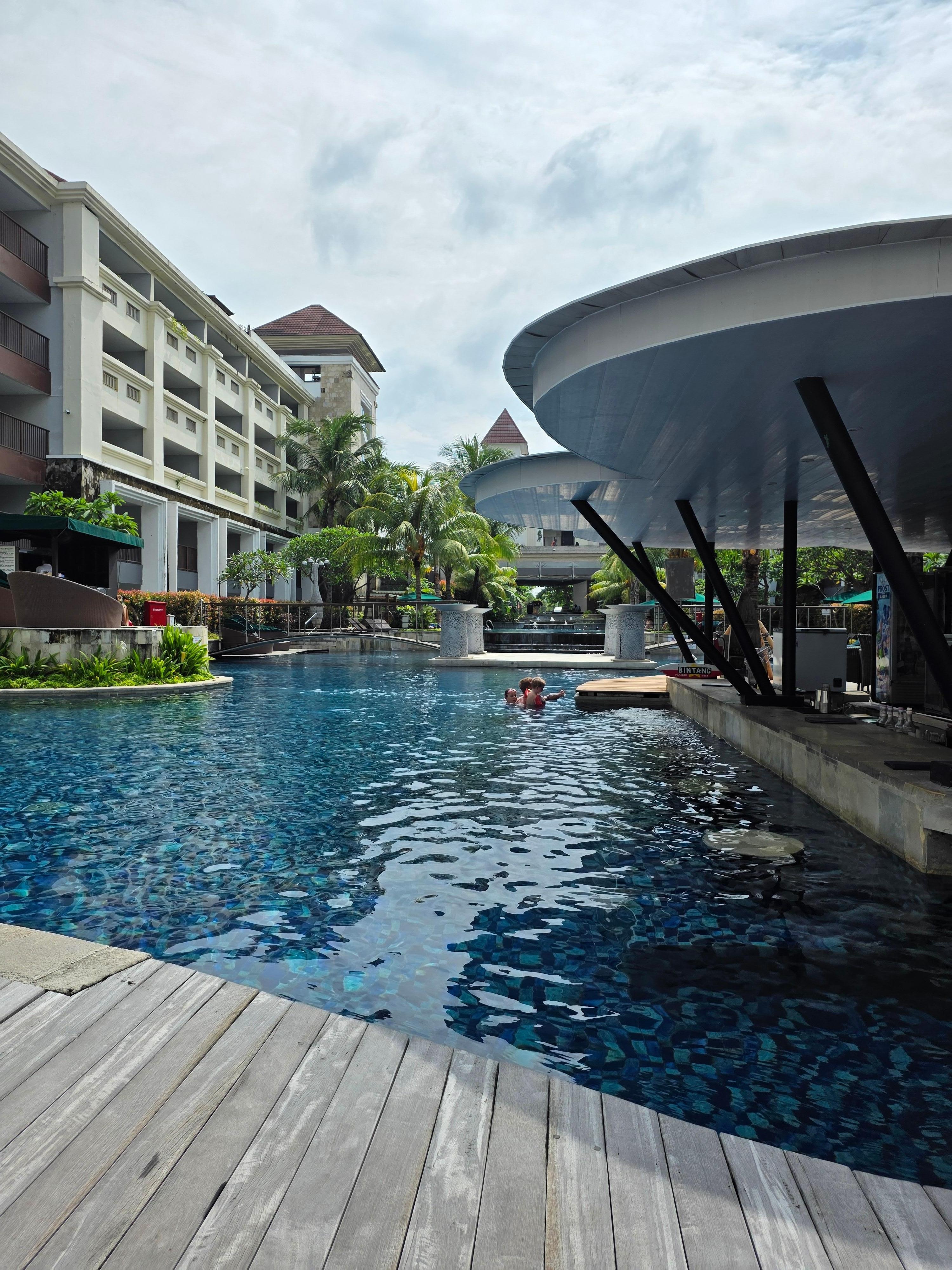 Pool area with swim-up bar