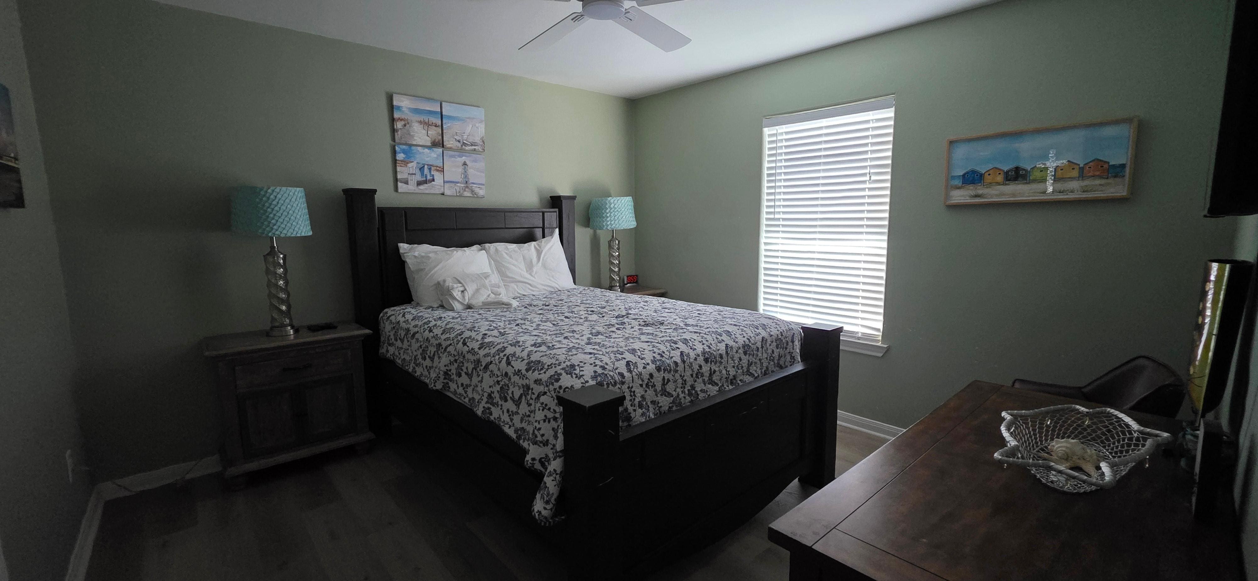 I'm not sure if this is a queen sized bed. You may want to verify. 