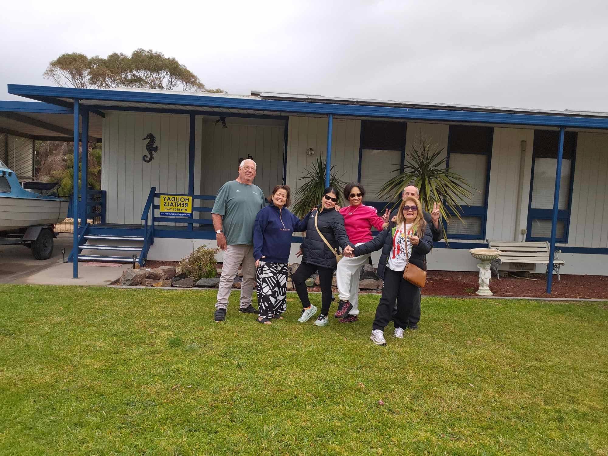 Have a lovely pose again 😀