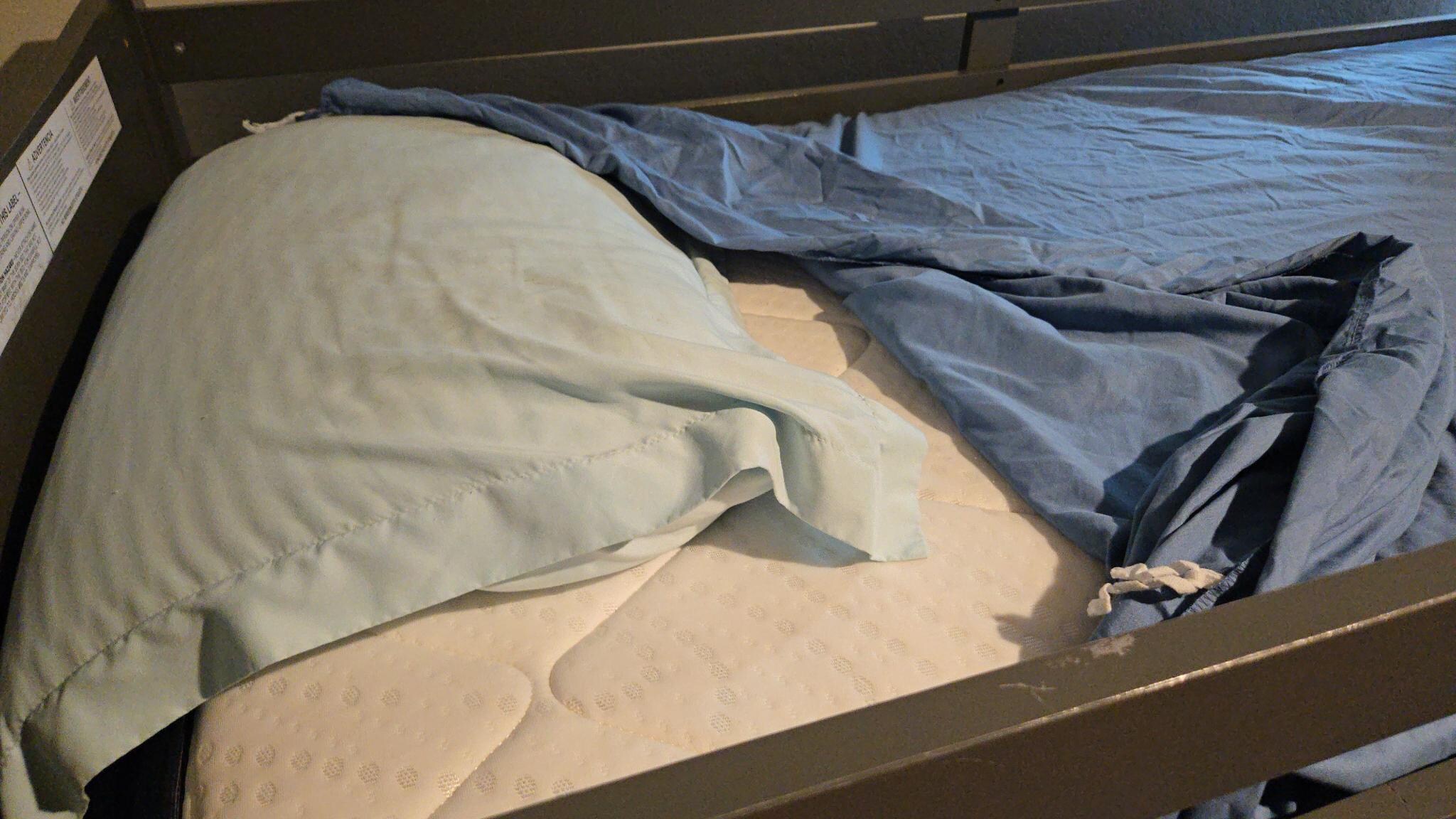 No fitted sheet