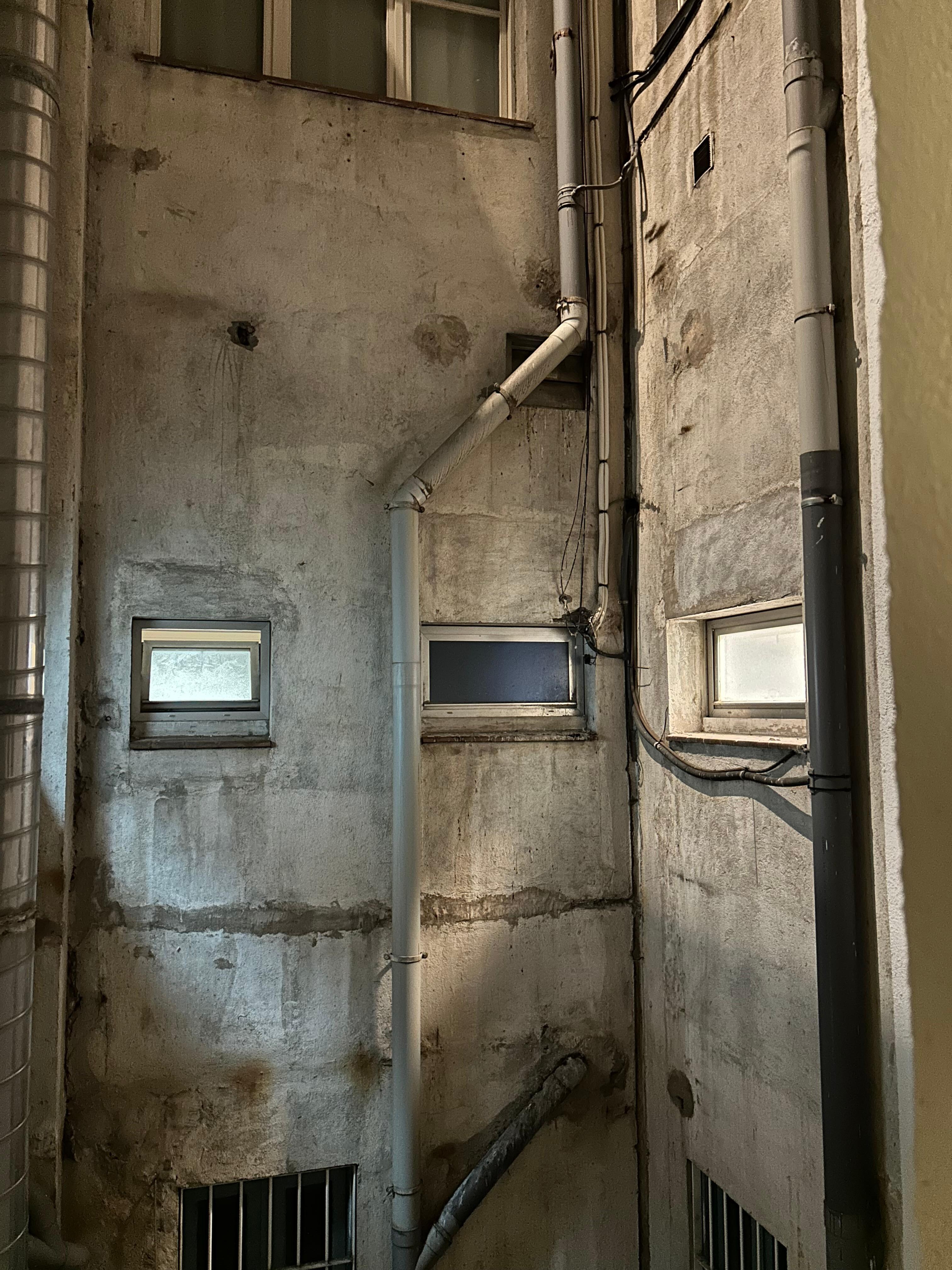 Näköala huoneen ikkunasta. Huonoin ikinä.