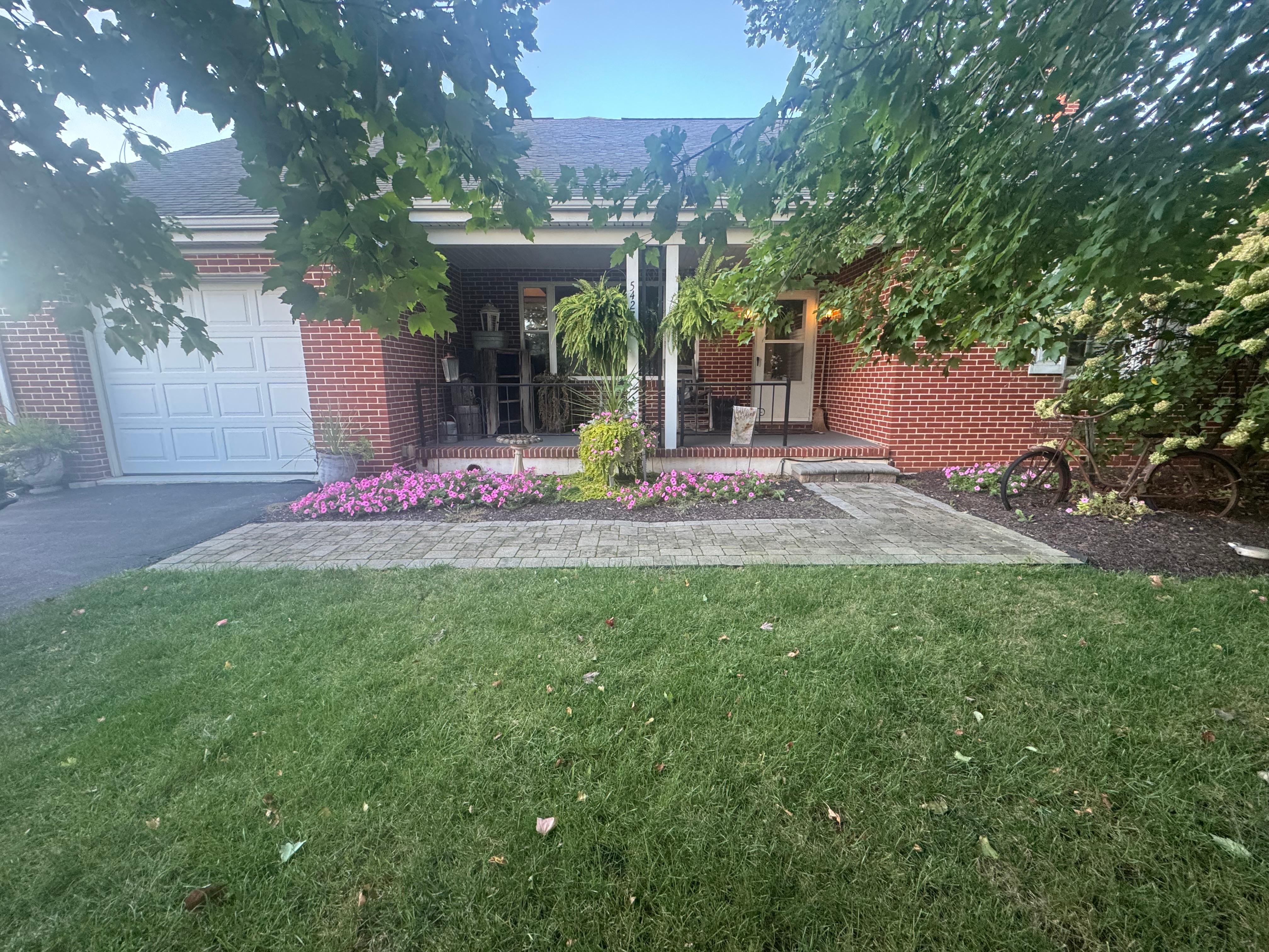 The landscape of the property was beautiful!