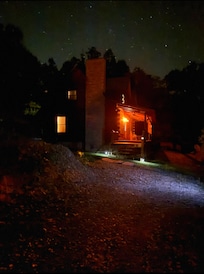 Such a beautiful cabin.