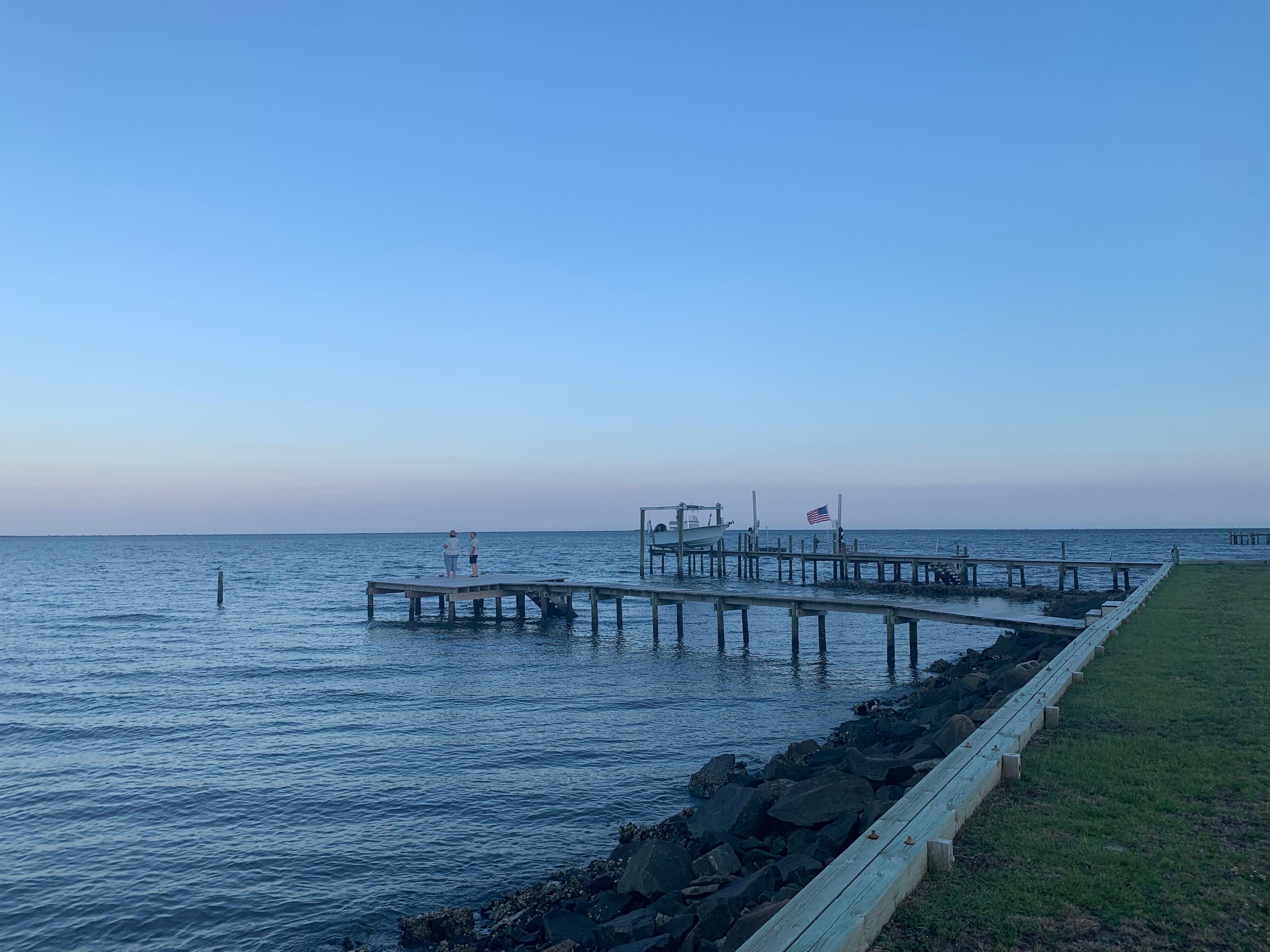 Dock in walking distance