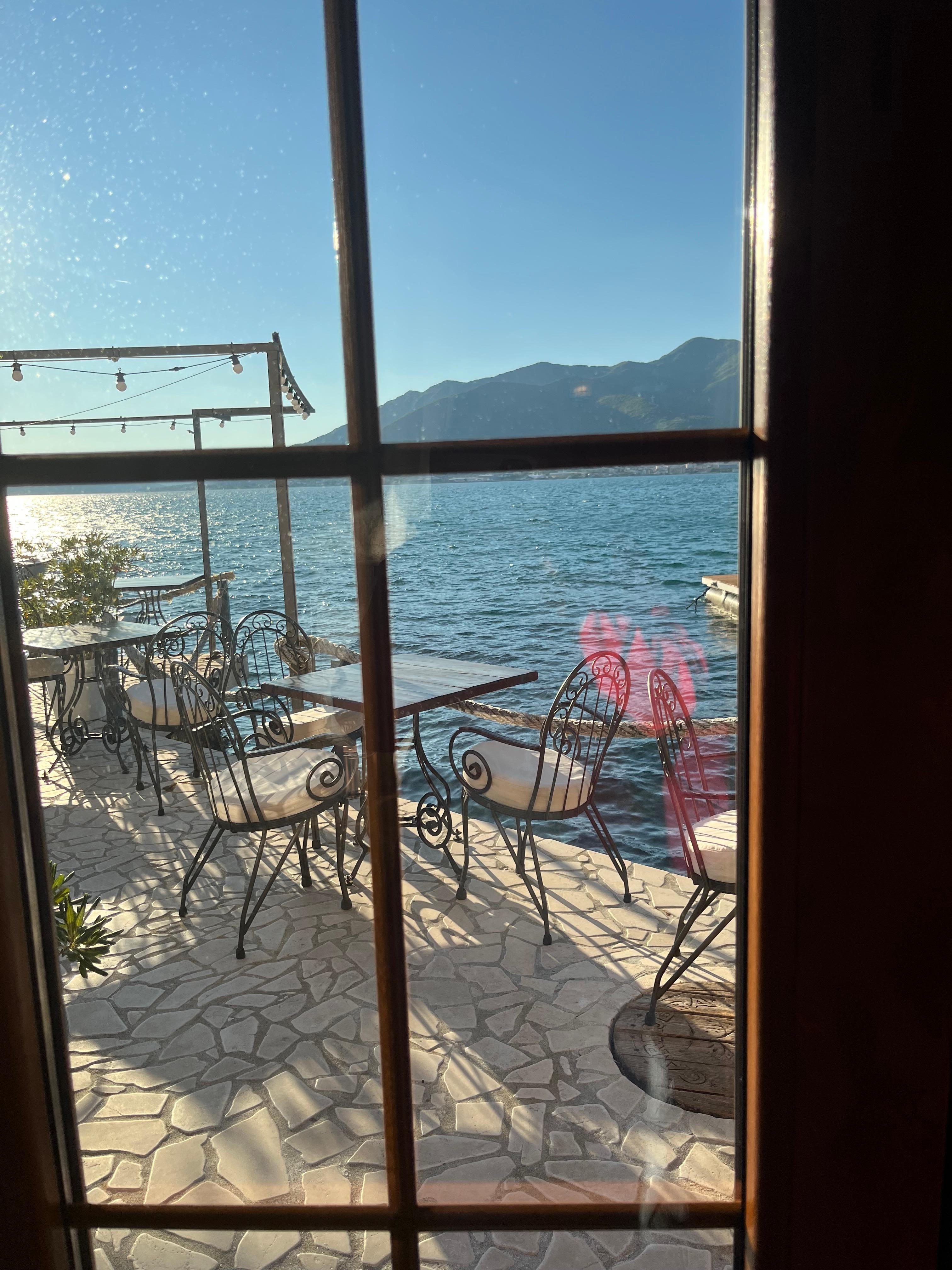 Uteplatsen på hotellet