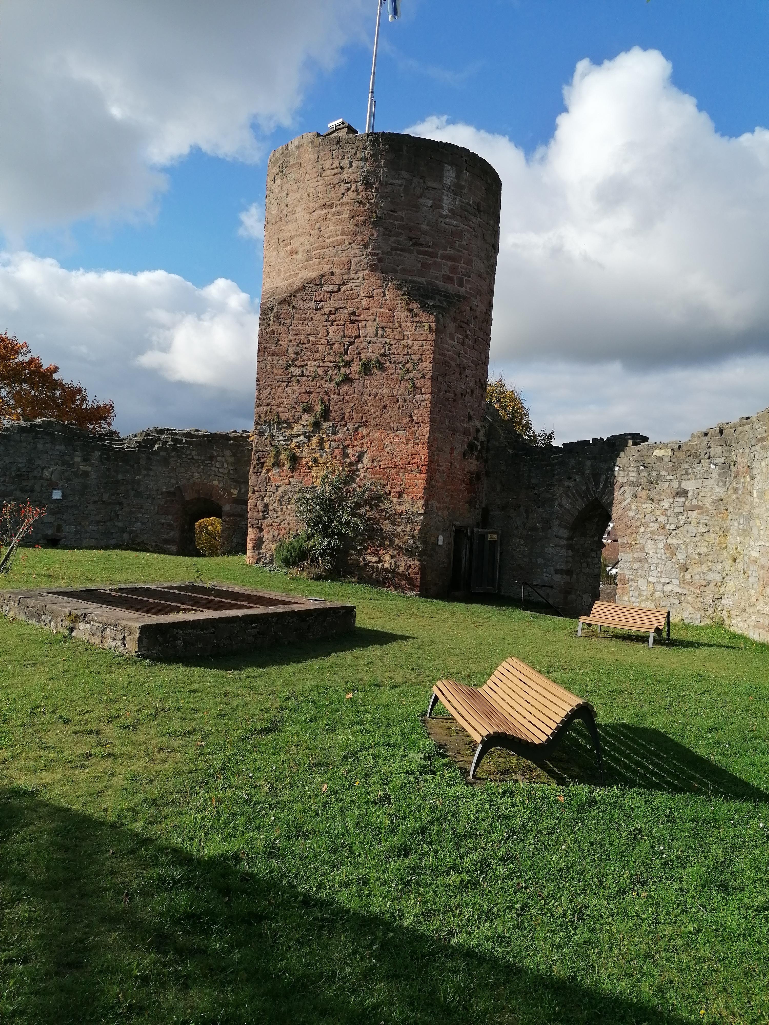 Burg Ruine Polle 