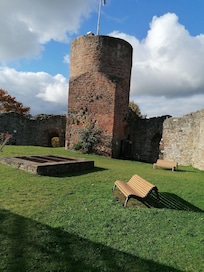 Burg Ruine Polle