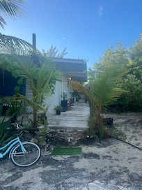 Rental on side
