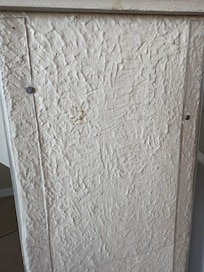 Dirty kitchen walls
