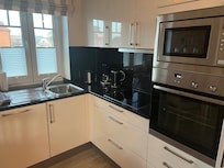 Komplett eingerichtete Küche