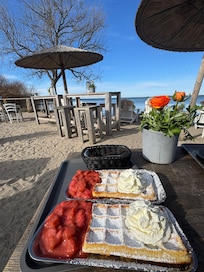 Café/Bar „Lütten“ ca.350m entfernt