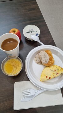 Frukost, blandat varmt och kallt 👍