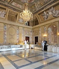 Salle petit déjeuner