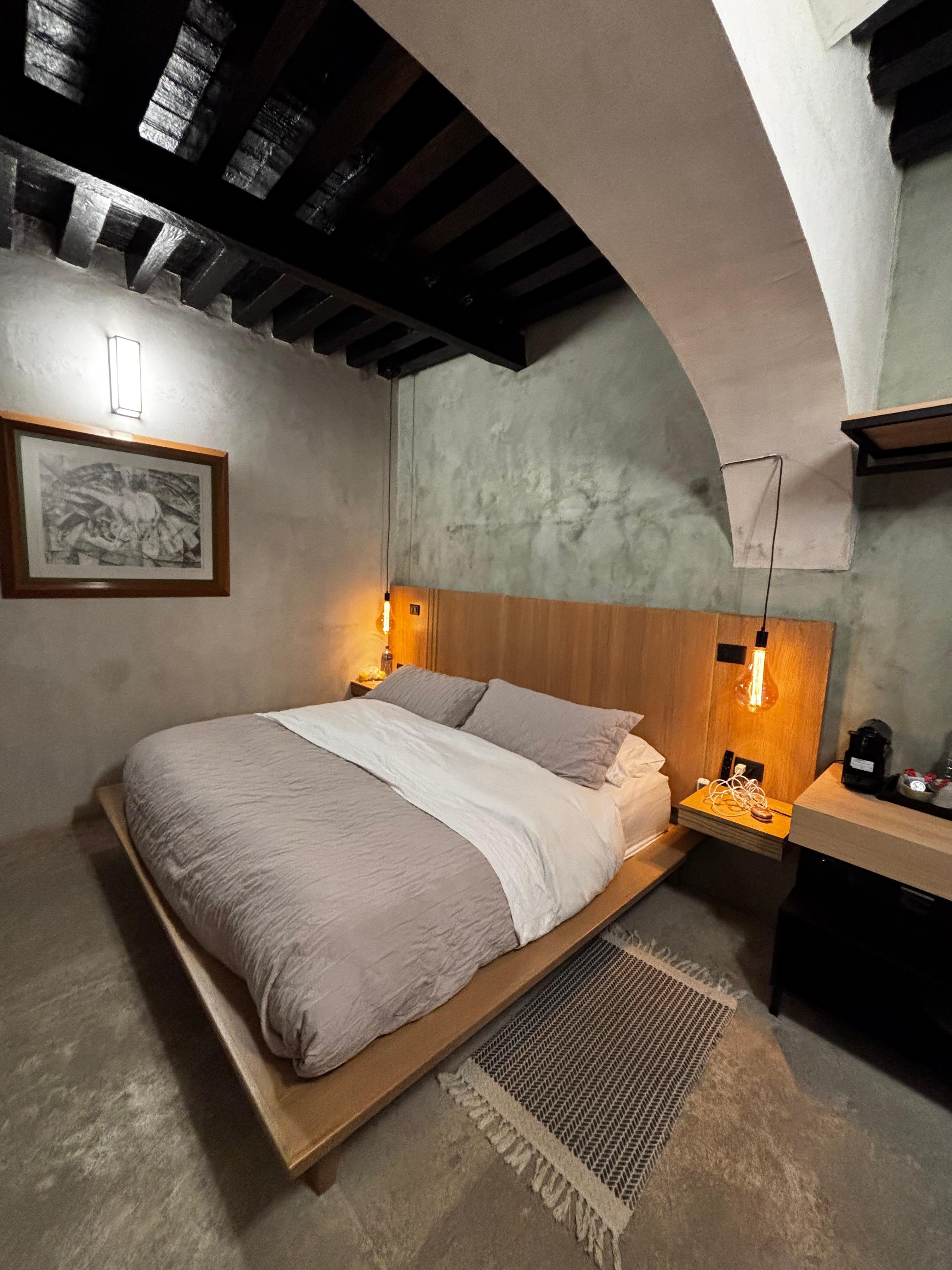 After a week, our room still felt so fresh and clean. 