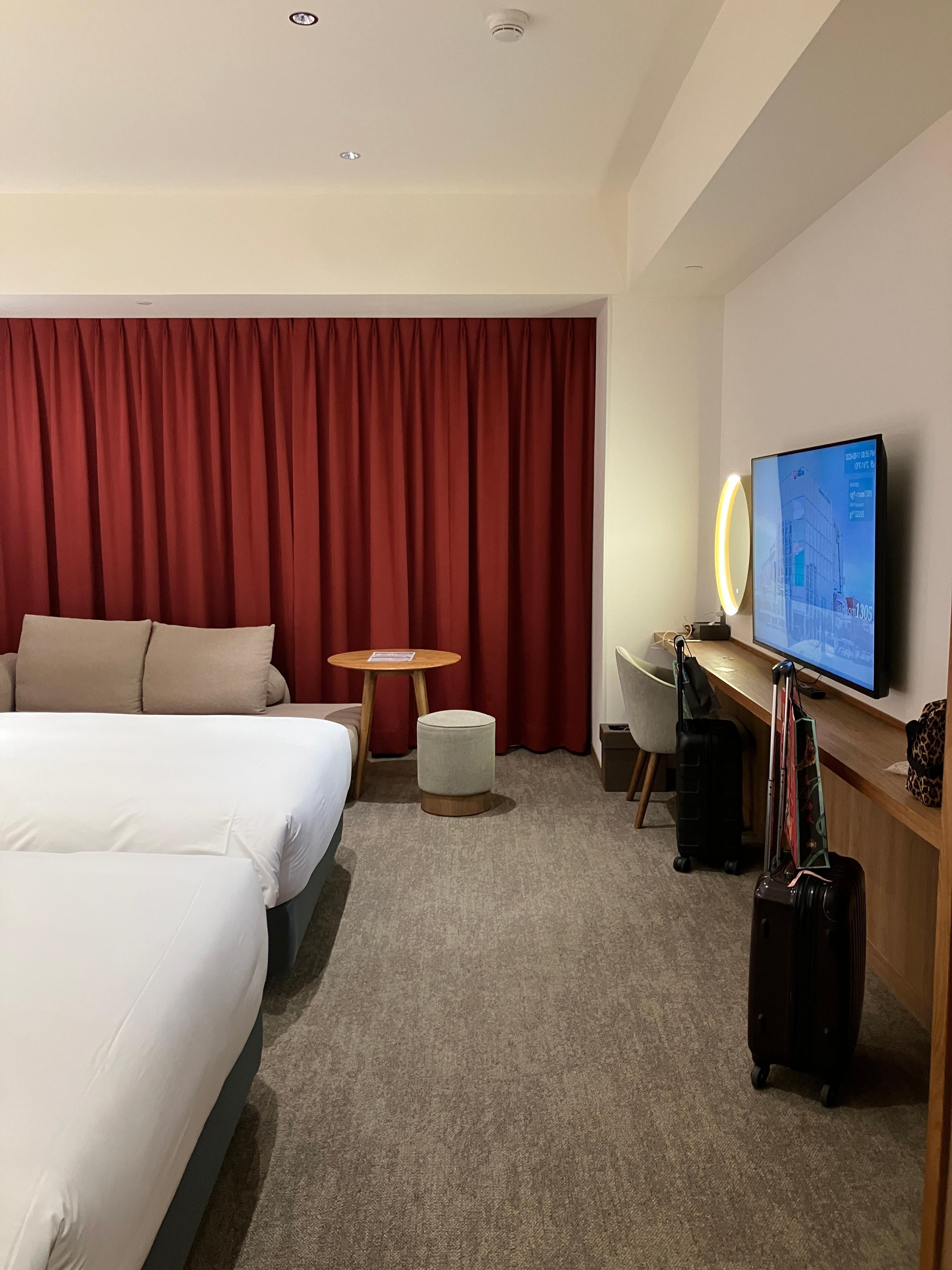 スーツケース置き場はこの手前にあり映っていません