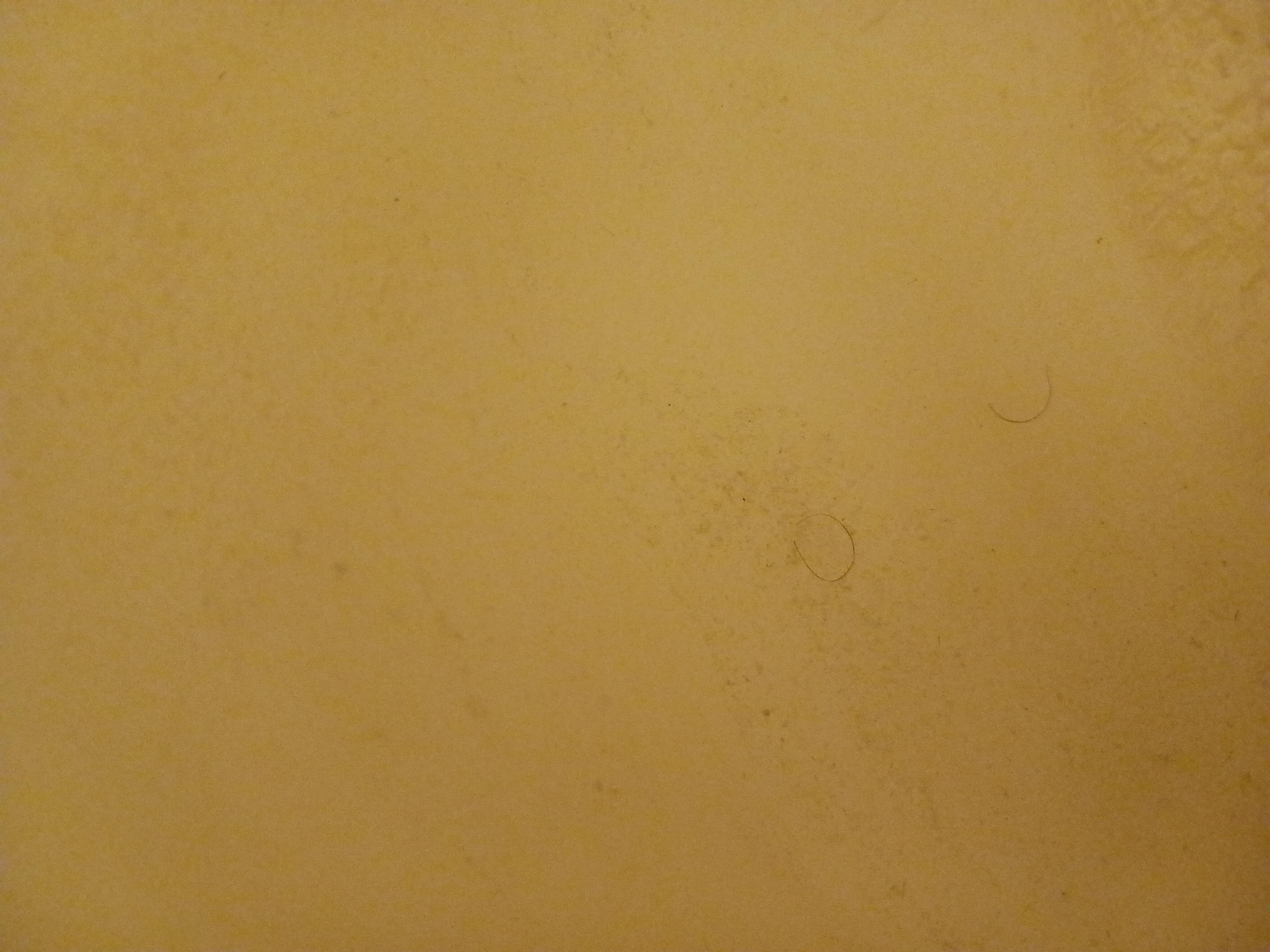 This was the tub in #131 unbelievable the tub still had disgusting hair and dirt from previous stays before 