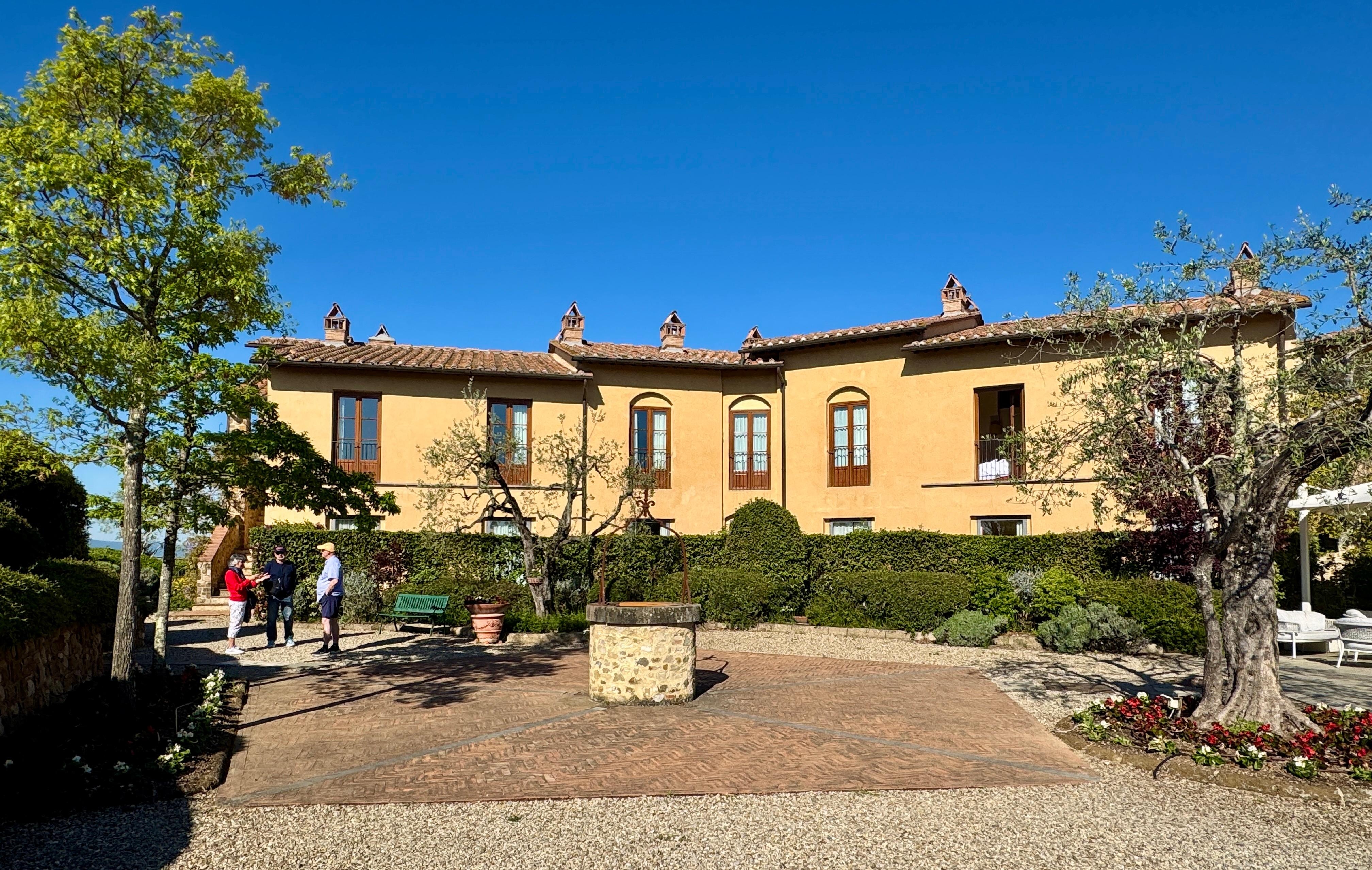 Hotel Borgo di Cortefreda exterior
