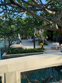 Massive pool