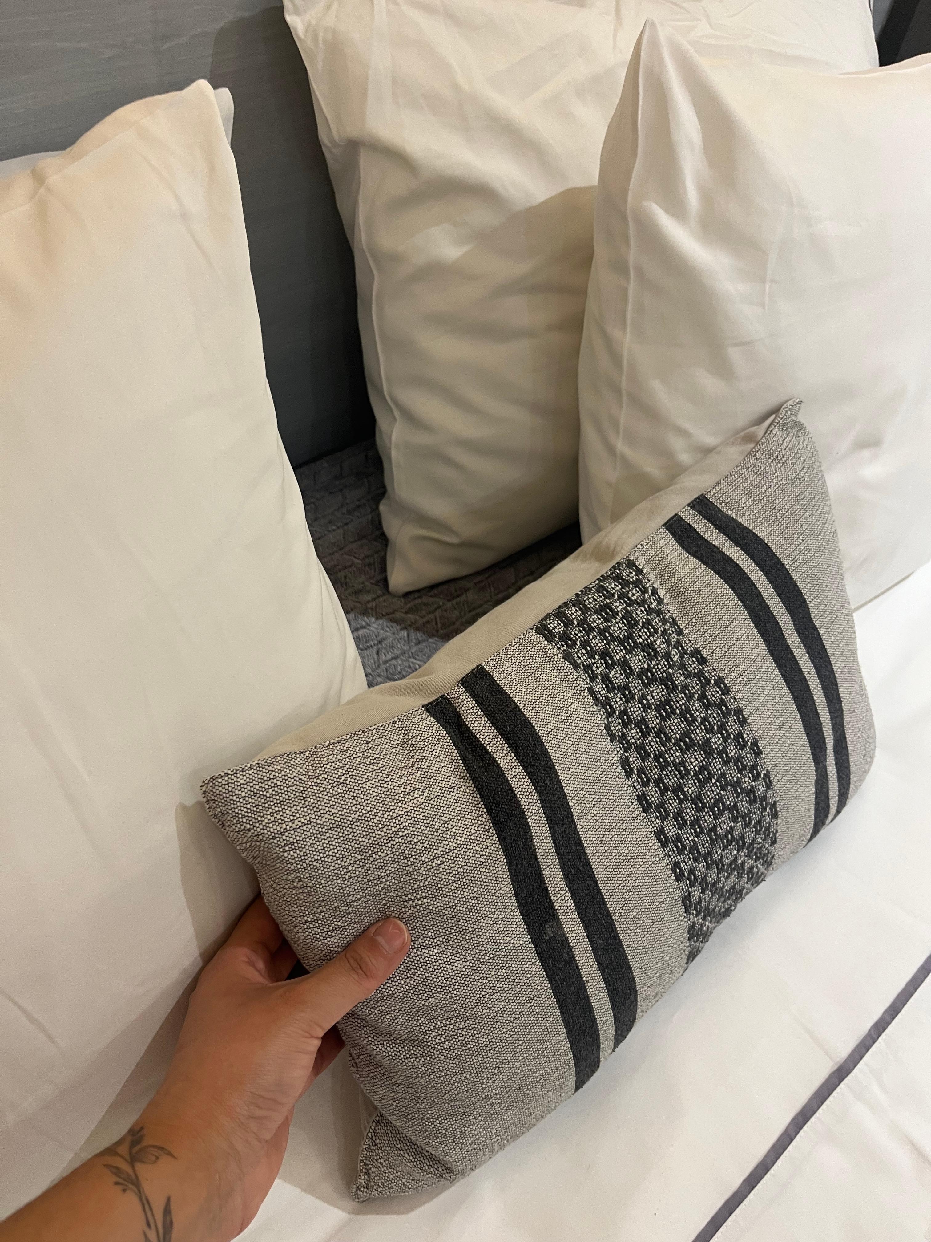 The staff saw that we slept with the warmer blanket under the duvet so they started making the bed to accommodate for that very nice touch