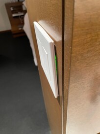 Loose light switch
