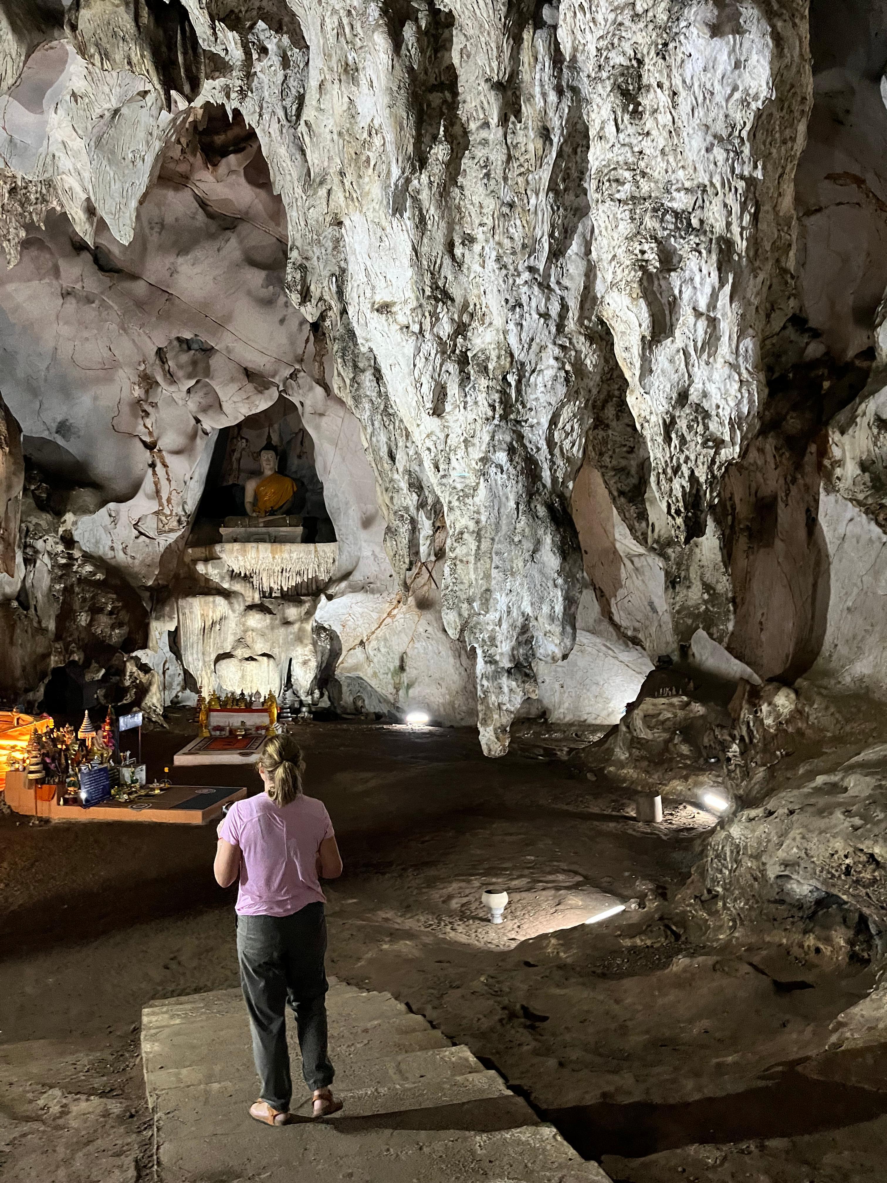 Muang Cave