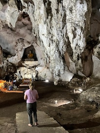 Muang Cave